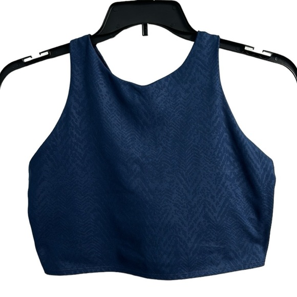 Athleta Conscious Crop Embossed Sports Bra Navy Blue Size Large - Picture 12 of 15